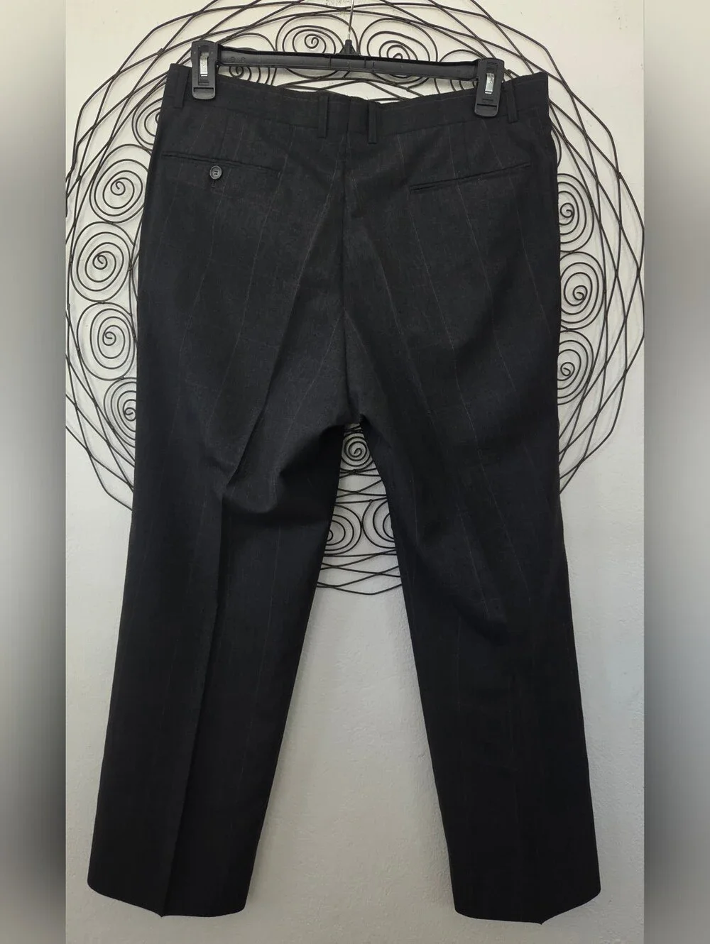 Ashford & Reede Men's Charcoal Gray Windowpane Suit 44S 34x27 Poly Wool Blend
